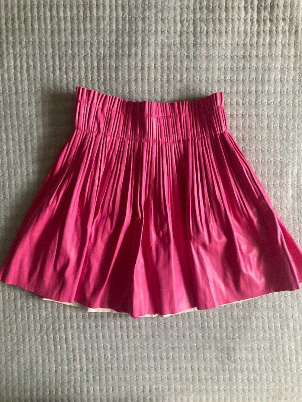 Blue B. Collection Pleated Pink Faux Leather Mini Skirt size Small
